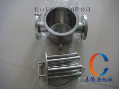 Permanent-magnetic iron remover pipeline type